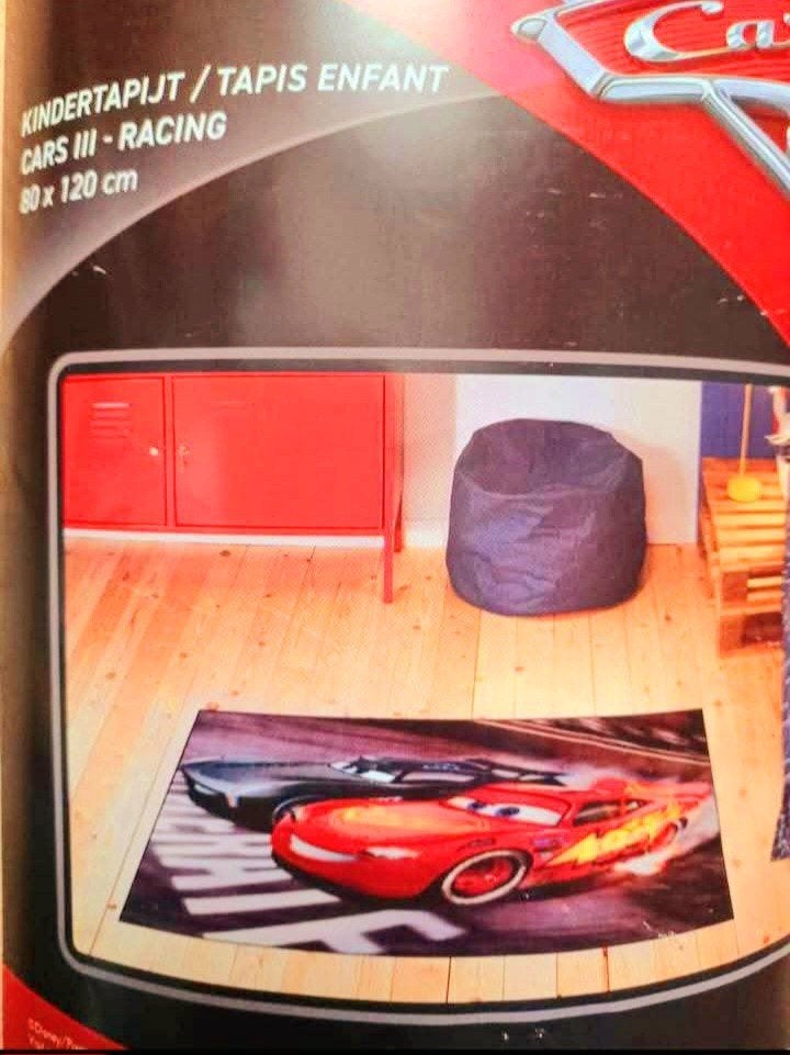 Cars tapijt 80x120 cm Disney Pixar NIEUW, Ophalen, Nieuw, Disney