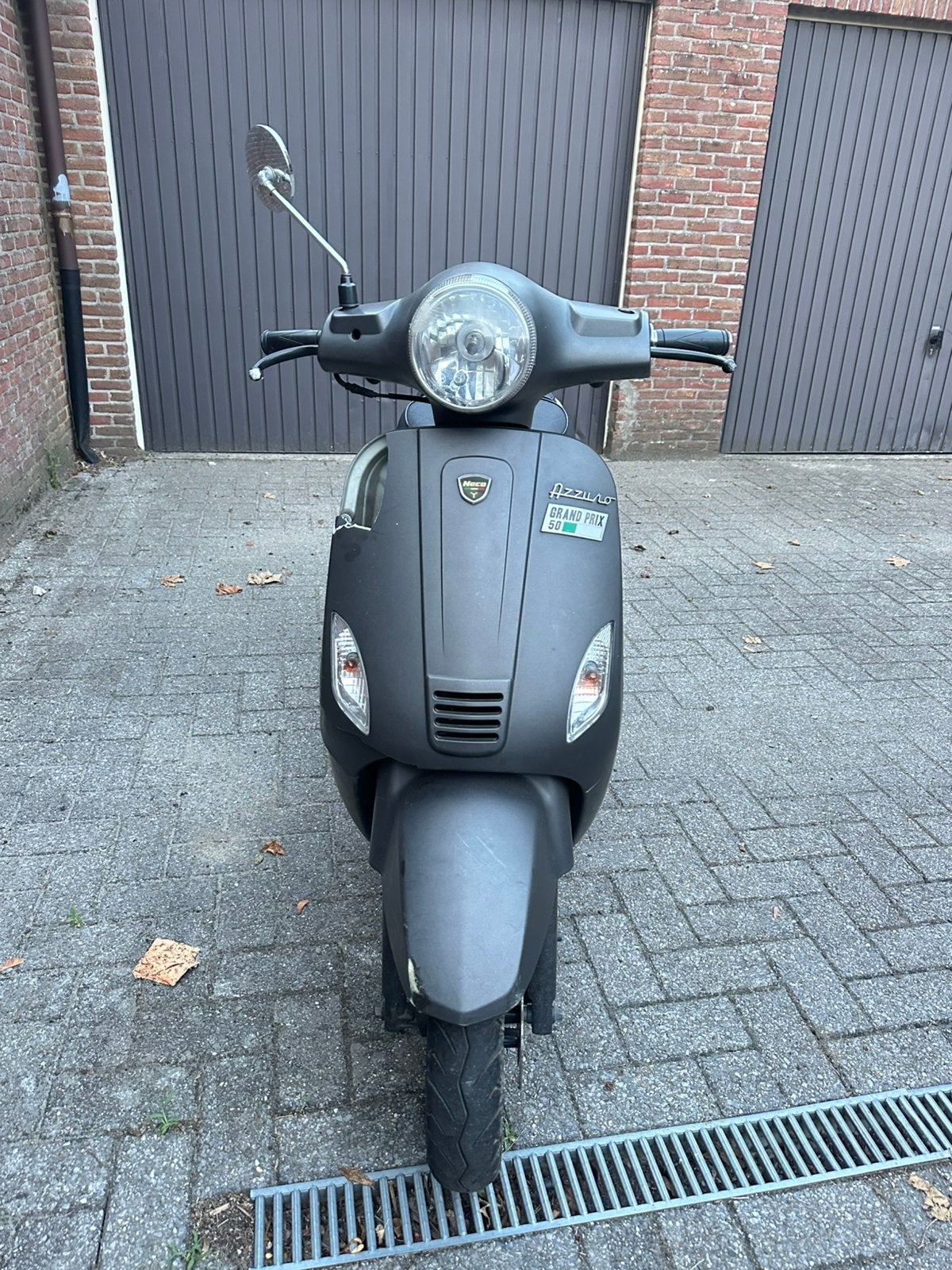 Neco Azzuro GP 50, Fietsen en Brommers, Brommers | Schadebrommers, Ophalen