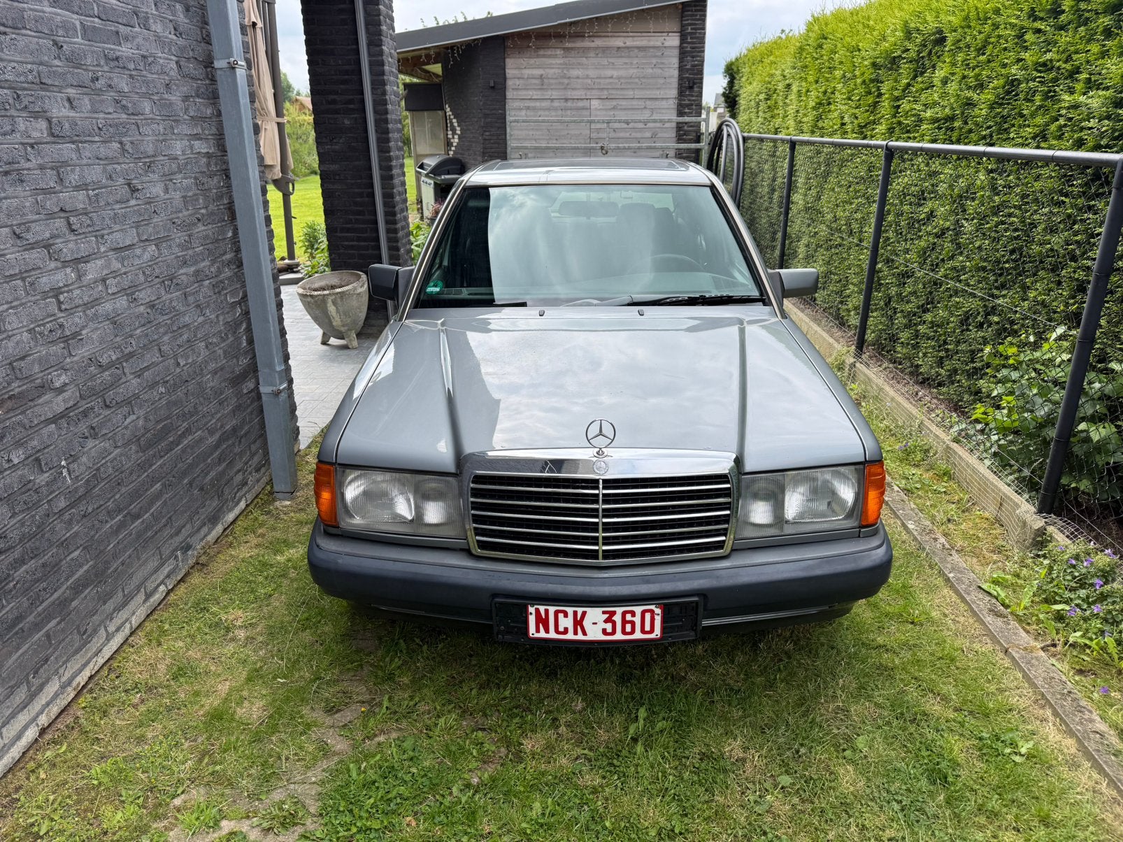 Mercedes w201 190 2.0, Auto's, Mercedes-Benz, Particulier, 190-Serie, Trekhaak, Benzine, Euro 2, Berline, 4 deurs, Handgeschakeld