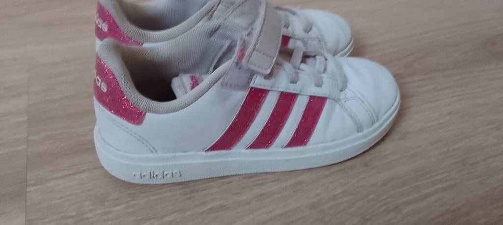 Baskets Adidas fille – pointure 31, Adidas, Enlèvement ou Envoi, Utilisé, Chaussures