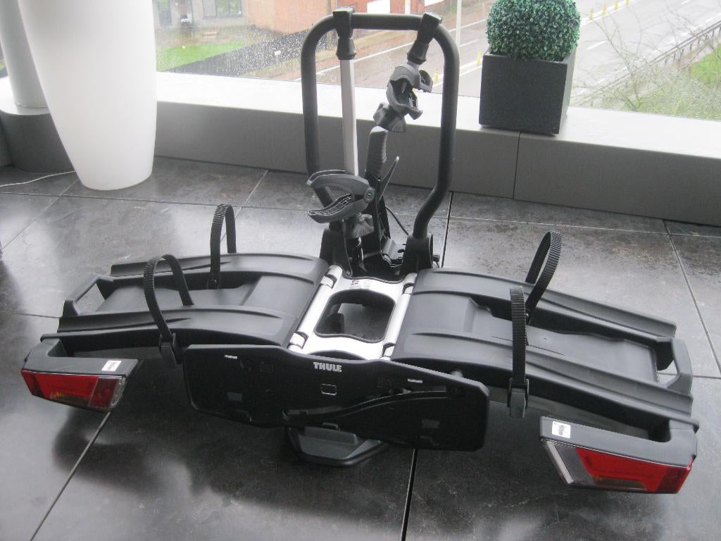 fietsendrager THULE Easyfold XT2- 933 - perfecte staat !!!, Auto diversen, Fietsendragers, Zo goed als nieuw, Trekhaakdrager, 2 fietsen