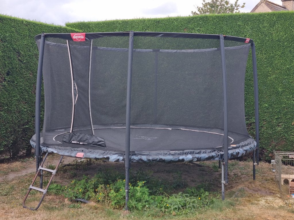 Trampoline Berg 430cm, Ophalen, Gebruikt