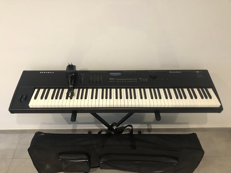 Kurzweil PC88 digitale podiumpiano en synthesizer., Muziek en Instrumenten, Ophalen, Gebruikt, 500 tot 1000 watt, Keyboardversterker