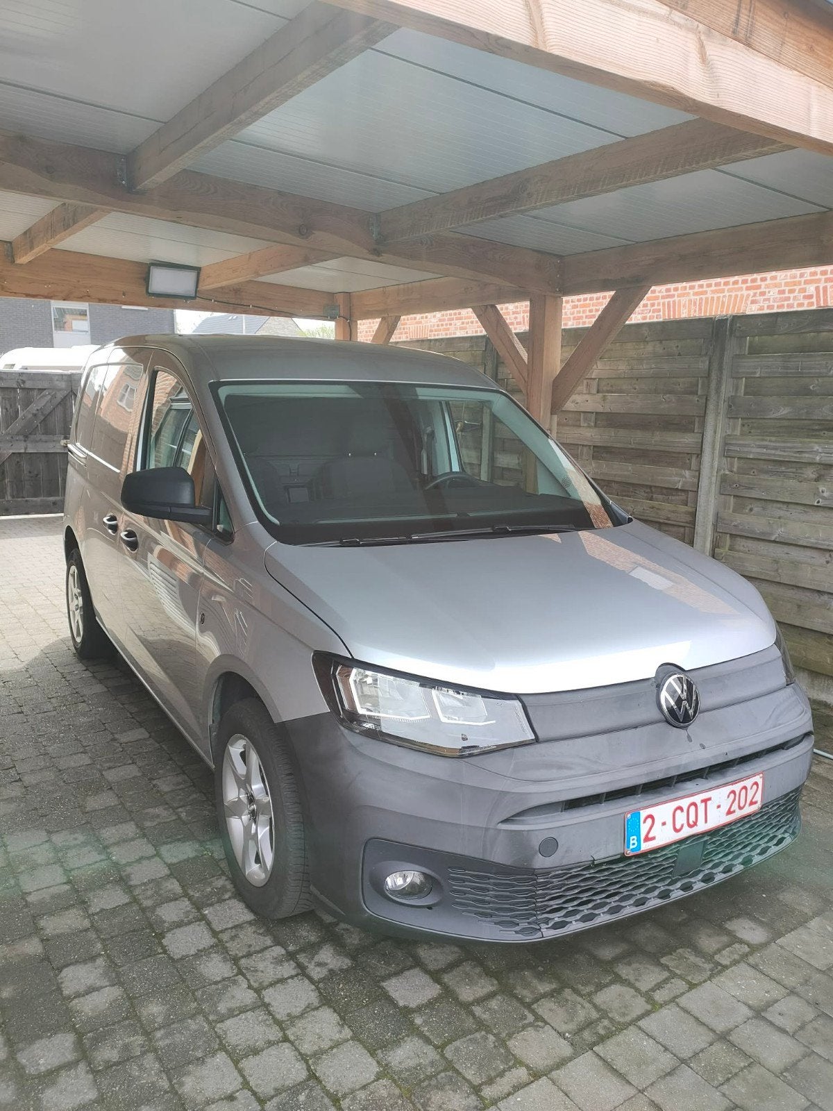 VW Caddy '21 BENZINE - 84 KW - +- 75.000 KM, Gebruikt, Ophalen of Verzenden, Bumper, Volkswagen