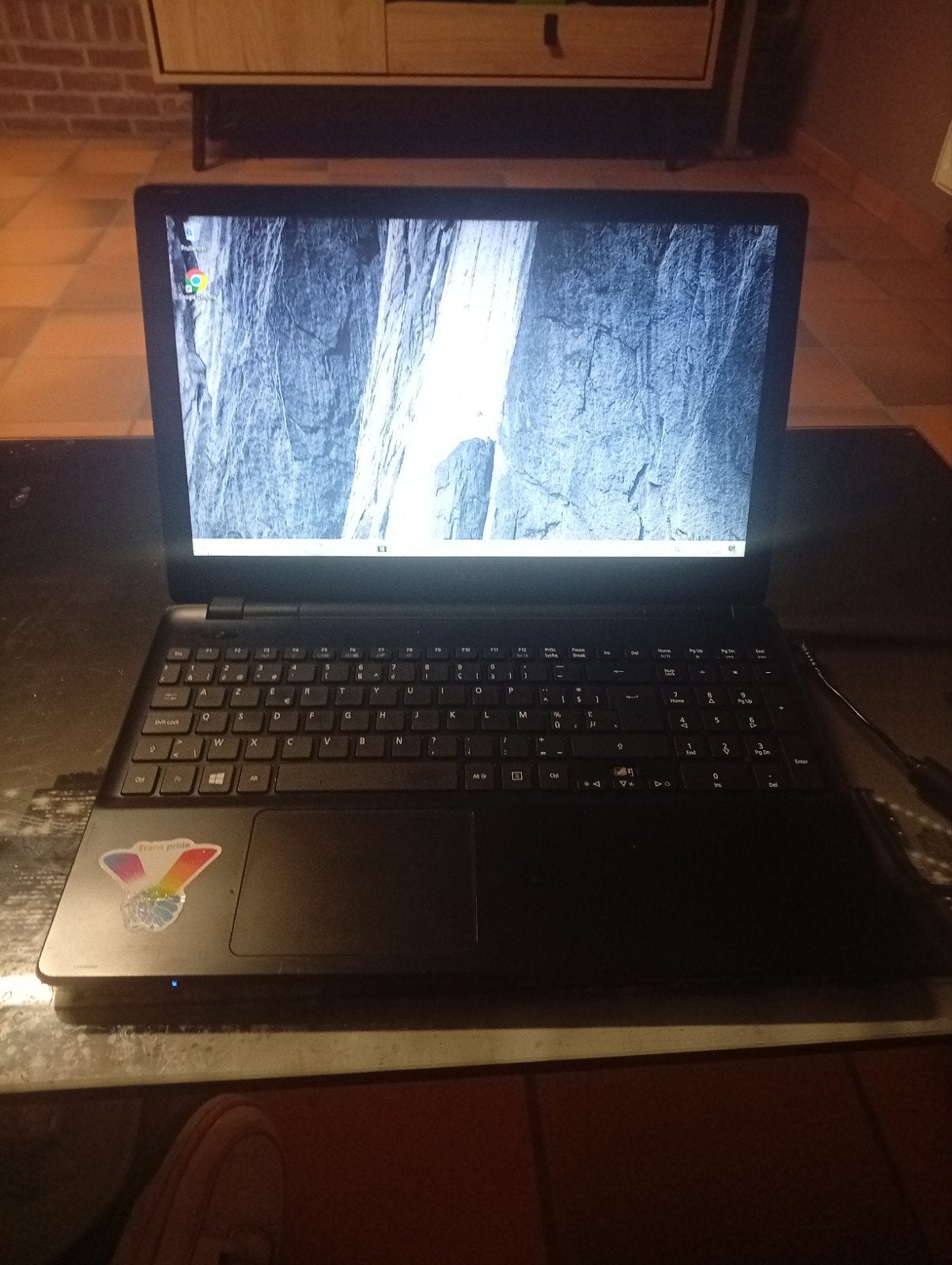 Ordinateur portable Acer à vendre, Informatique & Logiciels, AMD E2-9000e Radeon R2, Acer Aspire  E 1-532, HDD, 8 GB