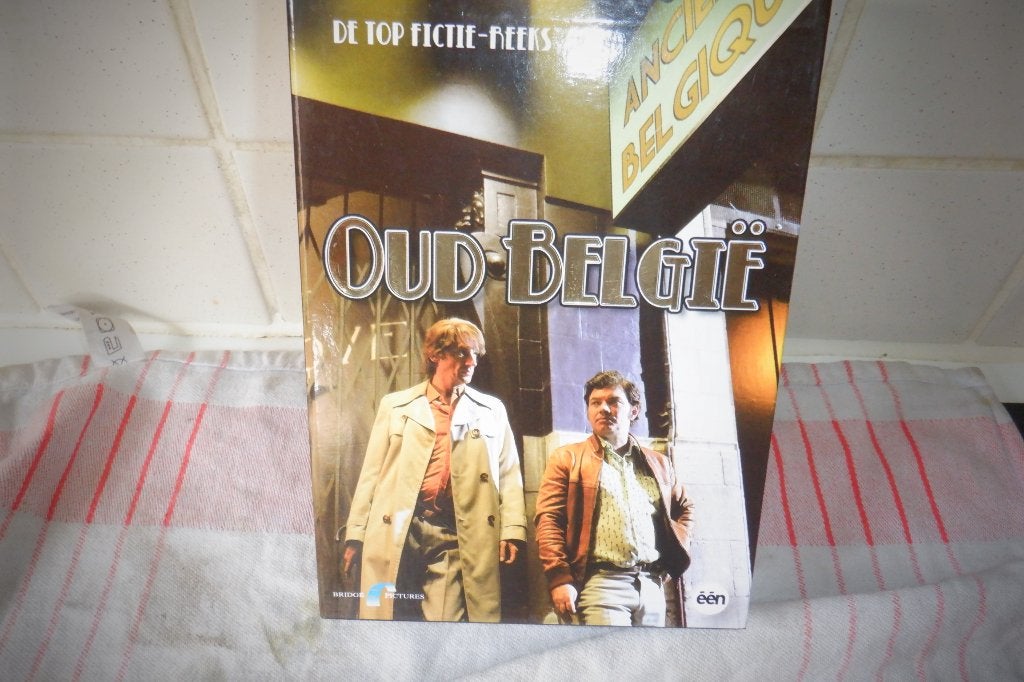 DVD La meilleure série de fiction Old Belgium. (3 DVD), Suppléments, Action, Enlèvement ou Envoi, Tous les âges