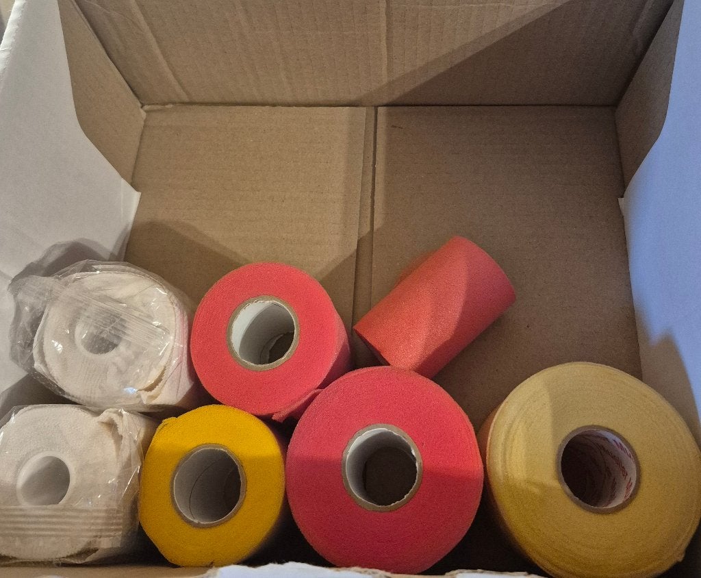Diverse Tape: Strappal, Tensoplast, mousse voor taping, Ophalen, Zo goed als nieuw, Benen, Overige typen