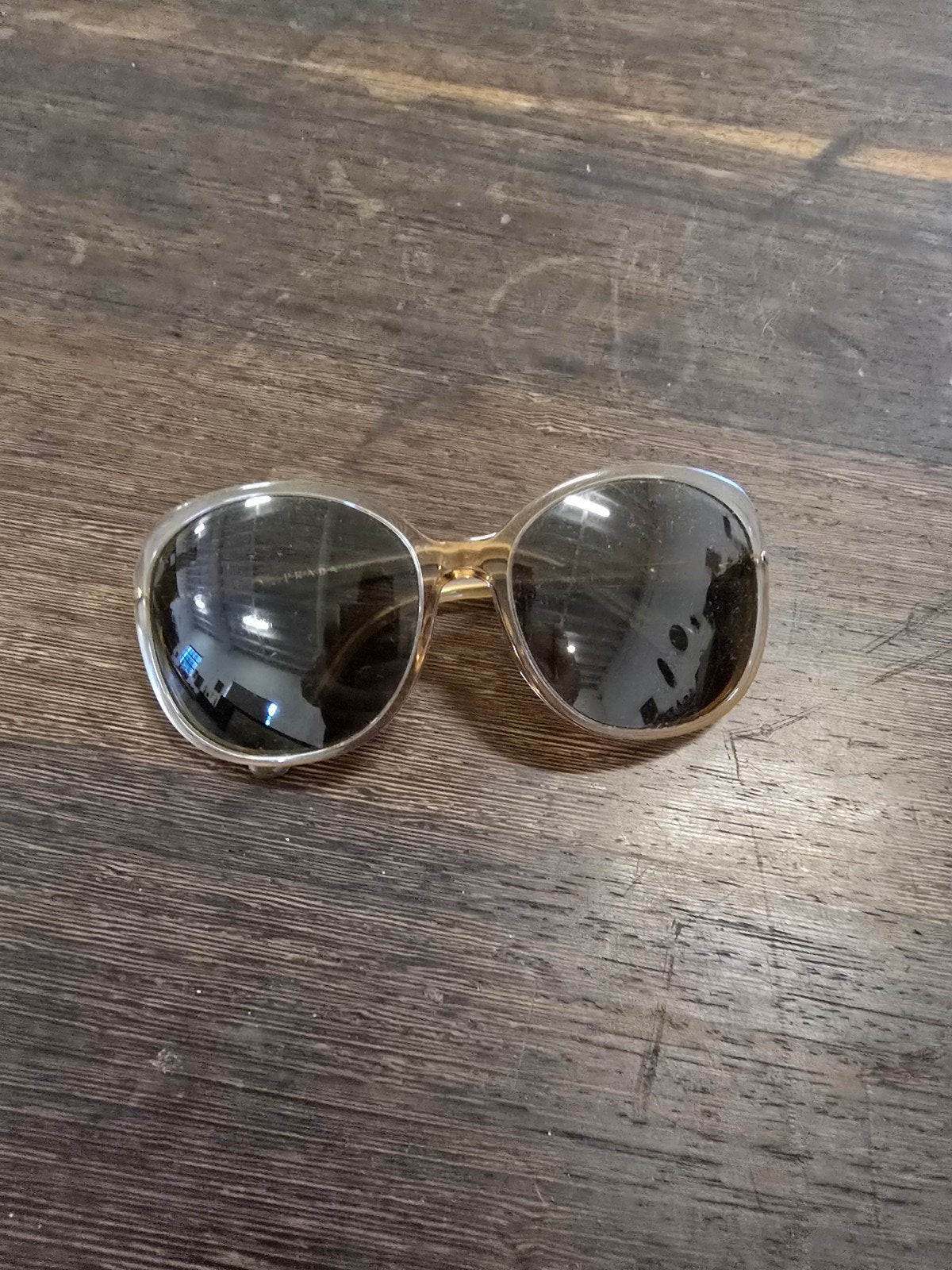 lunettes de soleil vintage Prada (femmes), Enlèvement ou Envoi, Comme neuf, Lunettes de soleil, Prada