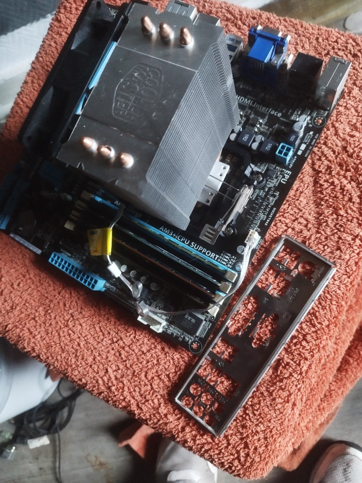 ️ Kit ASUS + AMD FX-6100 6 cœurs + 6 Go DDR3, Enlèvement ou Envoi, DDR3, Comme neuf, AMD