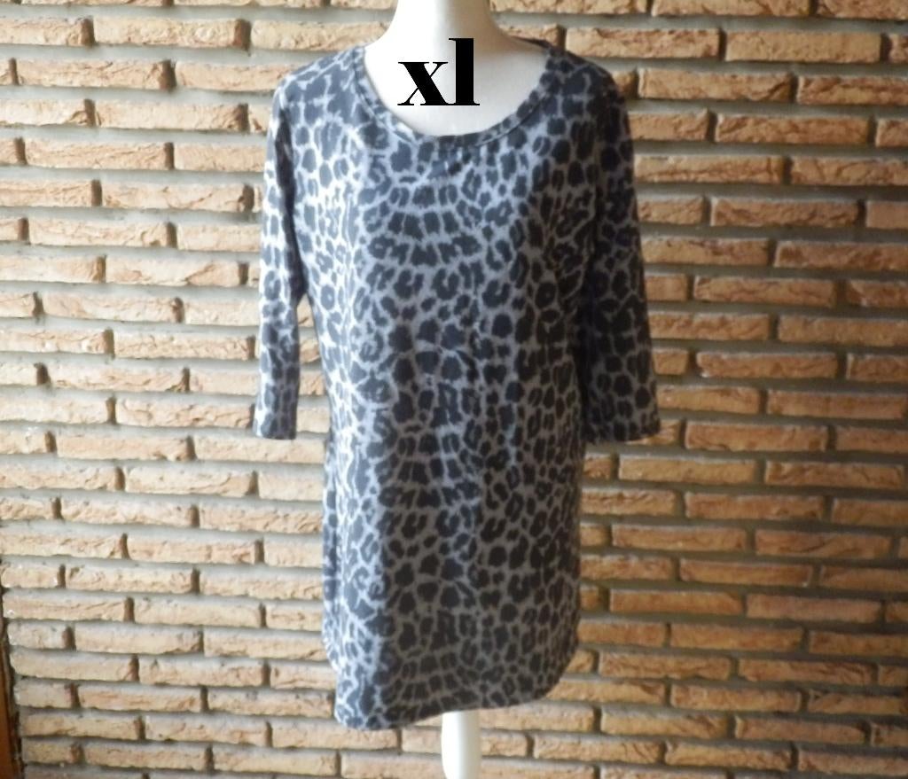 (137)- robe femme t.xl grise noir, Zwart, Maat 42/44 (L), Ophalen of Verzenden, Zo goed als nieuw