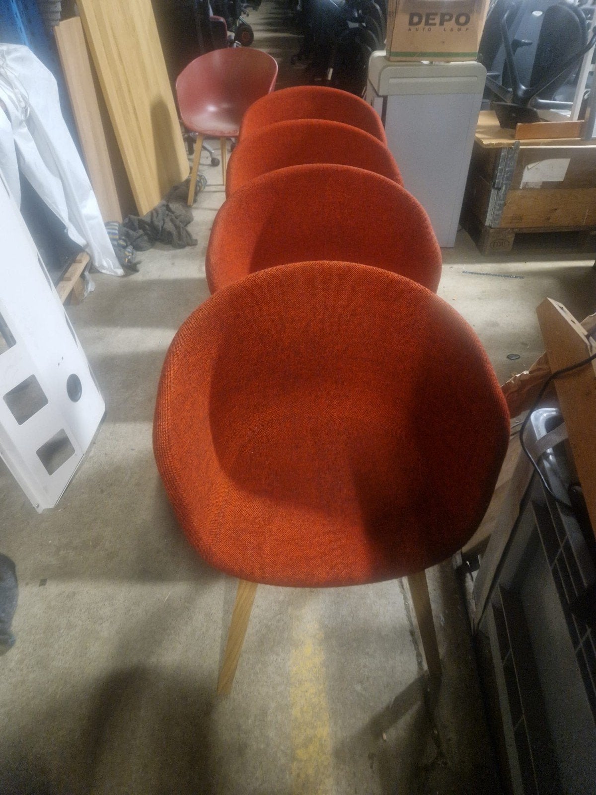 Hay Design stoelen AAC23 €125,= perstuk, Enlèvement