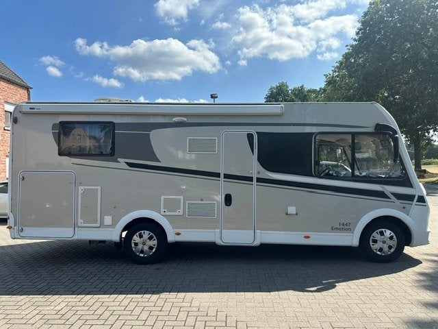 Carado I447 Integraal camper met 32000km, Caravans en Kamperen, Integraal, Bestuurdersdeur, Ringverwarming, ABS