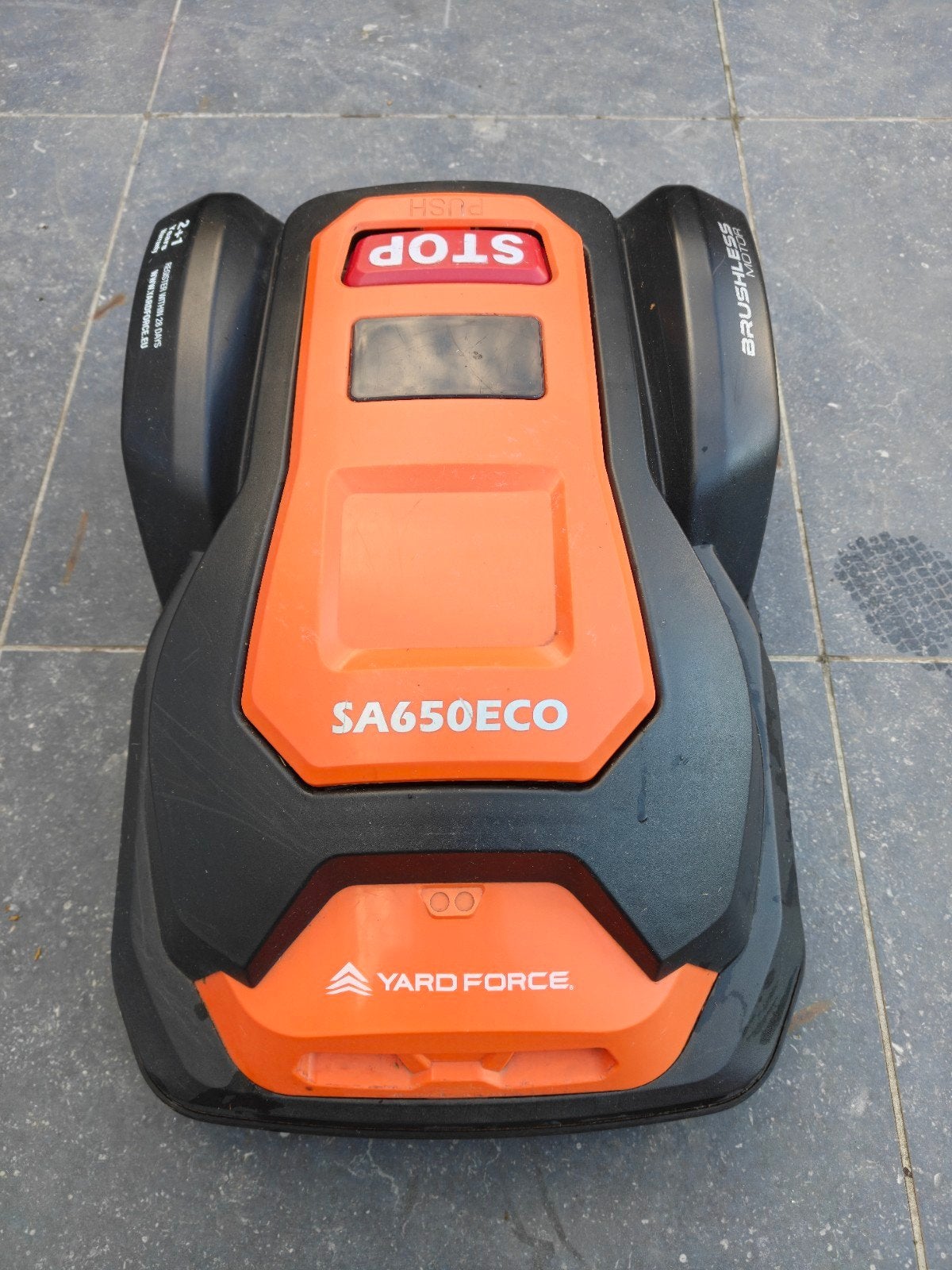 Tondeuses à gazon robotisées Yardforce SA650ECO et SA600h, Jardin & Terrasse, Enlèvement