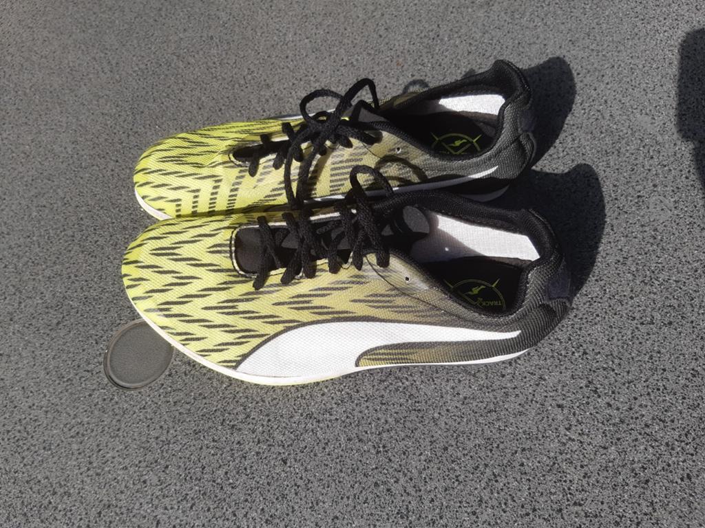 Puma spikes maat 37.5, Sport en Fitness, Loopsport en Atletiek, Ophalen of Verzenden, Spikes