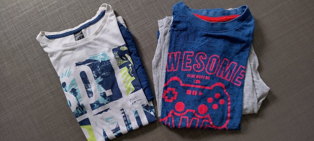 deux pyjamas/shorts, Garçon, Enlèvement ou Envoi, Vêtements de nuit ou Sous-vêtements, Utilisé