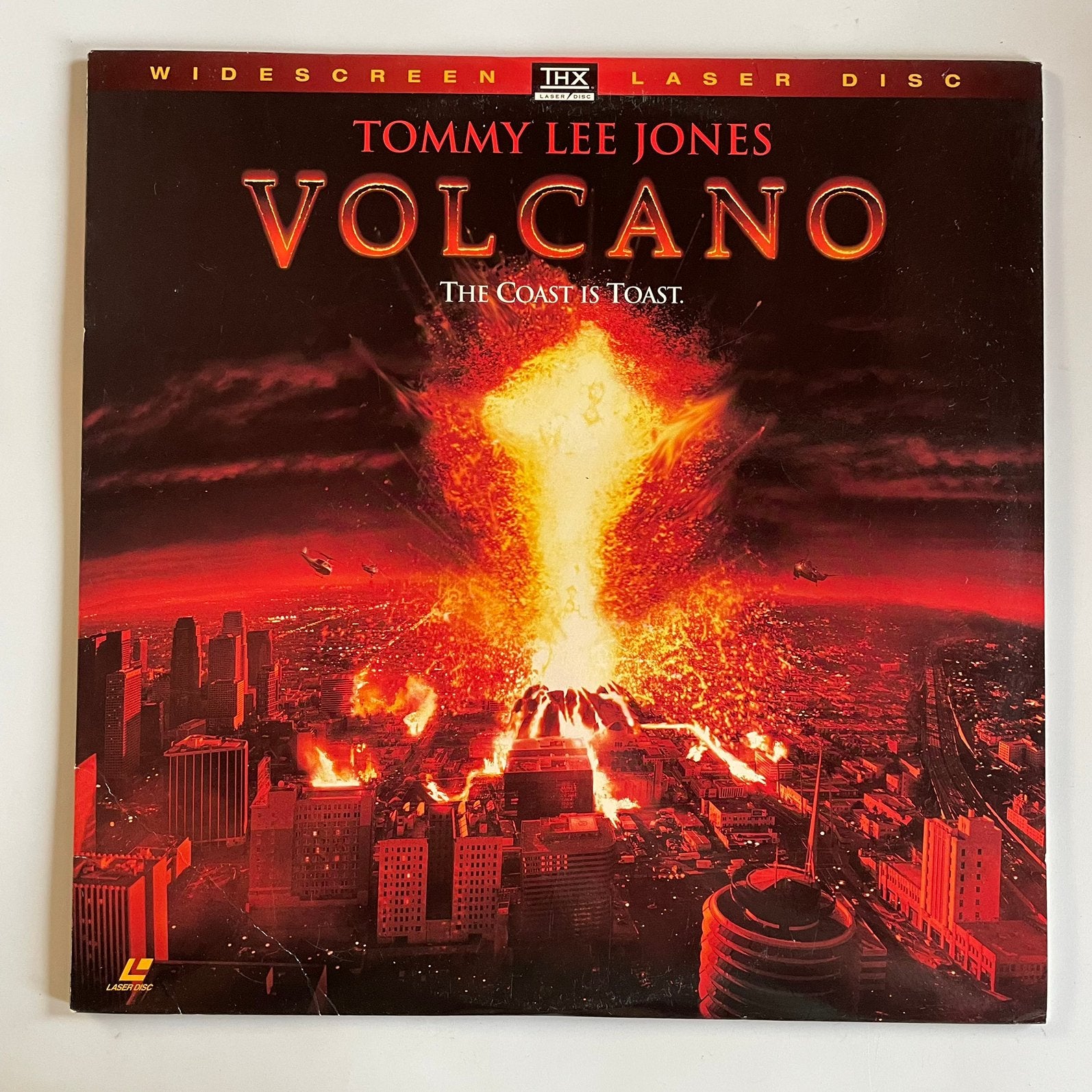 Volcano - Laserdisc, CD & DVD, DVD | Autres DVD, Enlèvement ou Envoi, Comme neuf