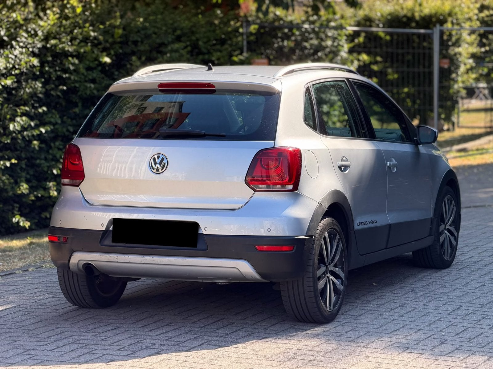 Volkswagen Polo Cross 1.6 TDI, Auto's, Stof, Zwart, 4 cilinders, 1600 cc