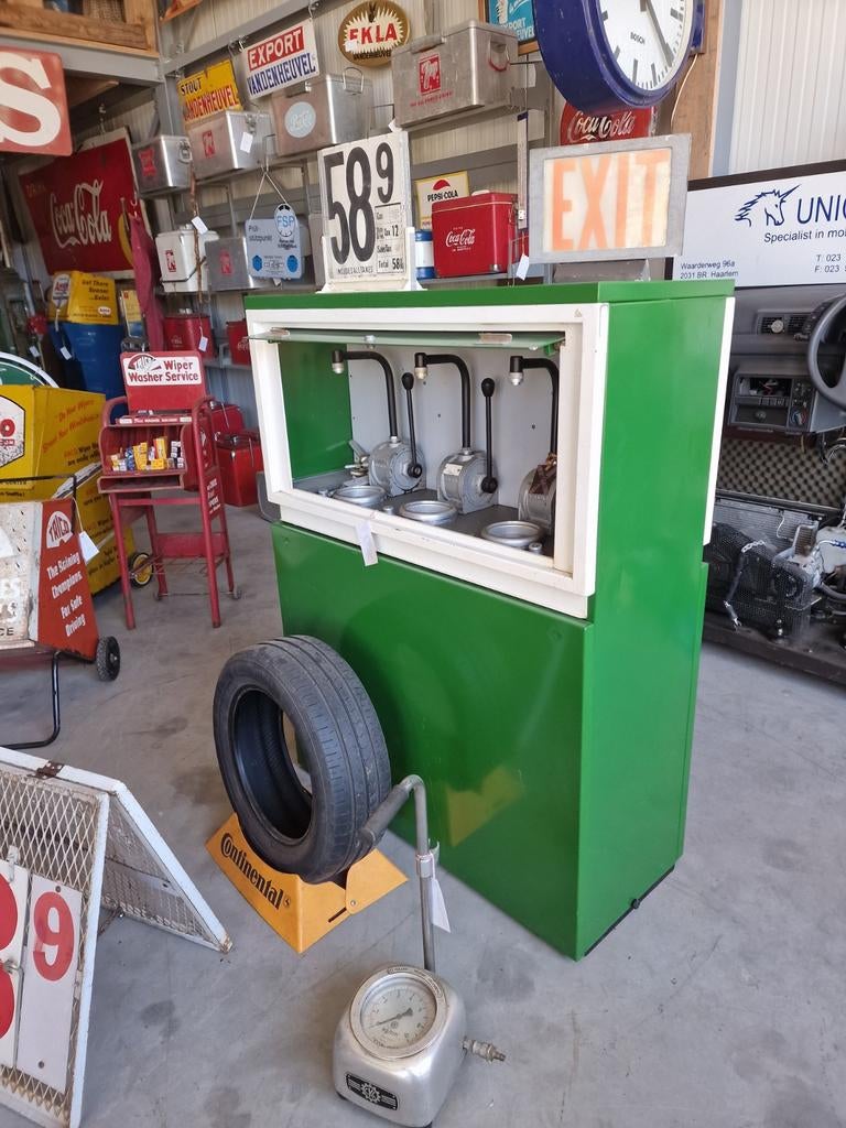 Barre/vitrine à huile Castrol BP, Enlèvement, Utilisé