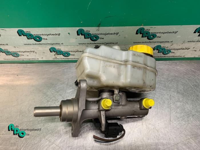 Cylindre de frein principal d'un Seat Ibiza (Ibiza 08-), -, 3 mois de garantie, Utilisé, -