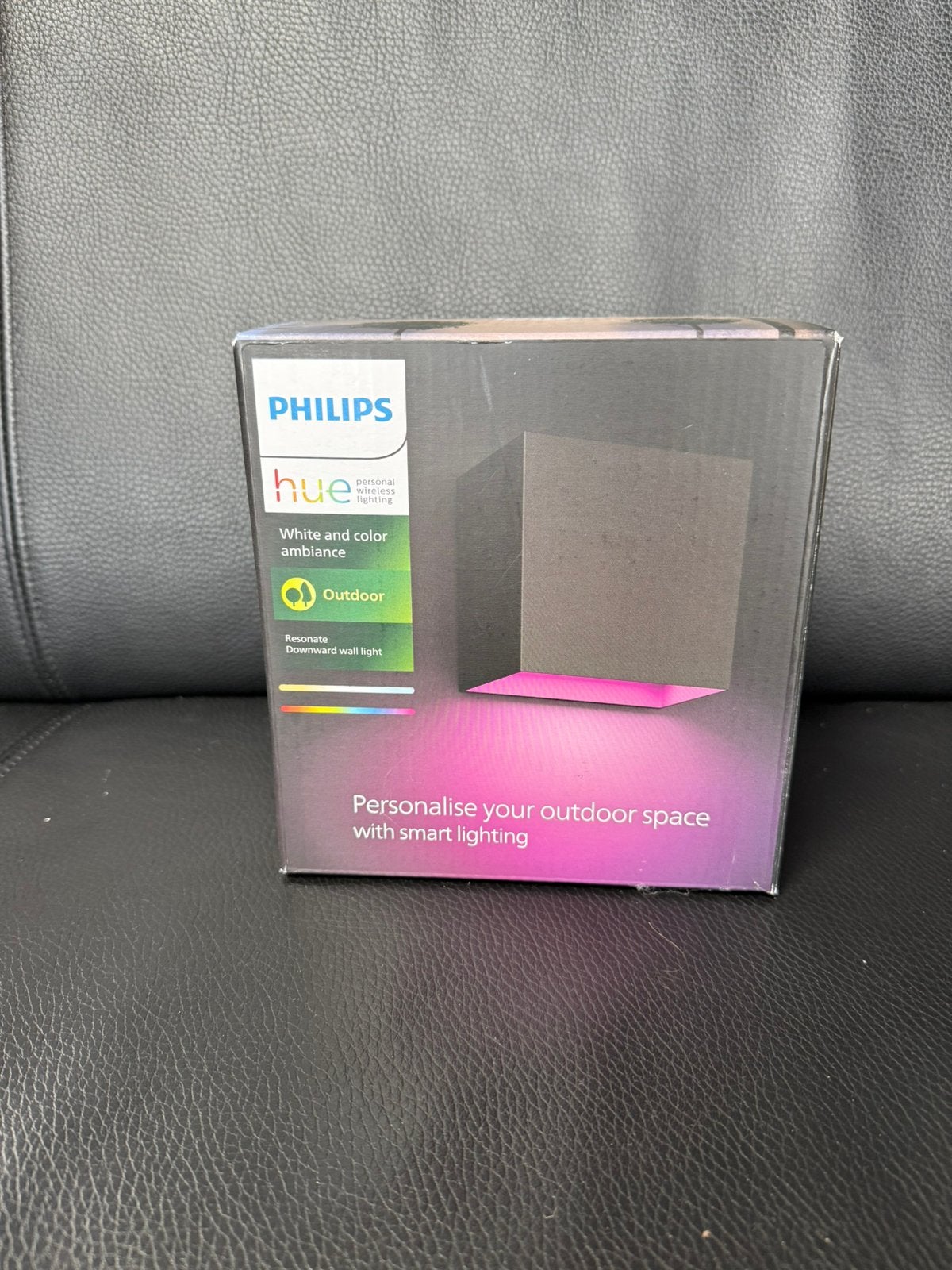 de zwarte Philips Hue Resonate Down buitenwandlamp, Zwart, Nieuw, Philips Hue, Dimbaar