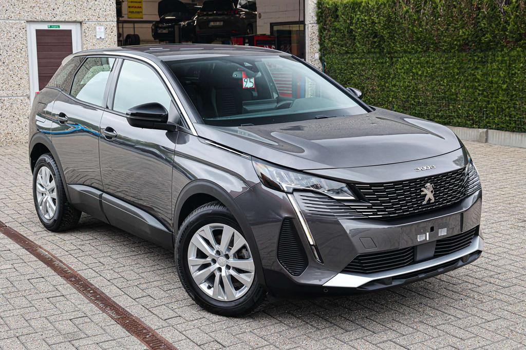 Peugeot 3008 BENZINE-HYBRID*AUTOMAAT*ACHTERUITRIJCAMERA*NAVI, Auto's, Stof, Gebruikt, 1199 cc, Bedrijf