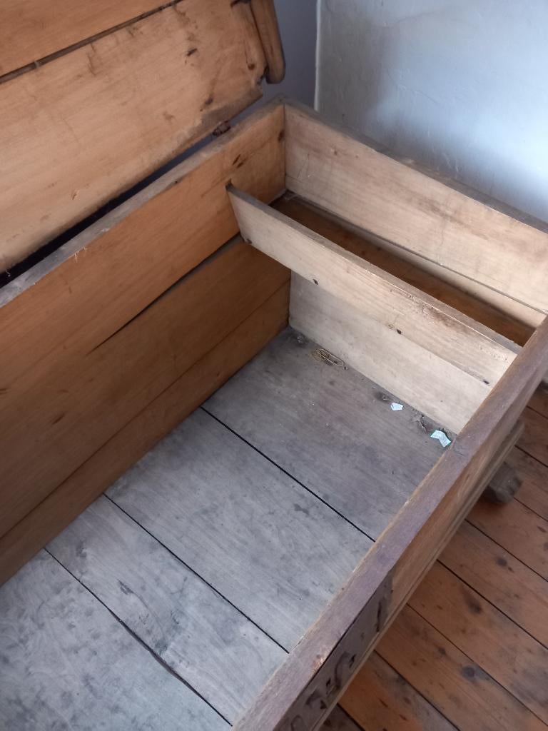 oude dekenkoffer, Huis en Inrichting, Woonaccessoires | Kisten, Ophalen, Gebruikt, 100 tot 150 cm, 50 tot 75 cm