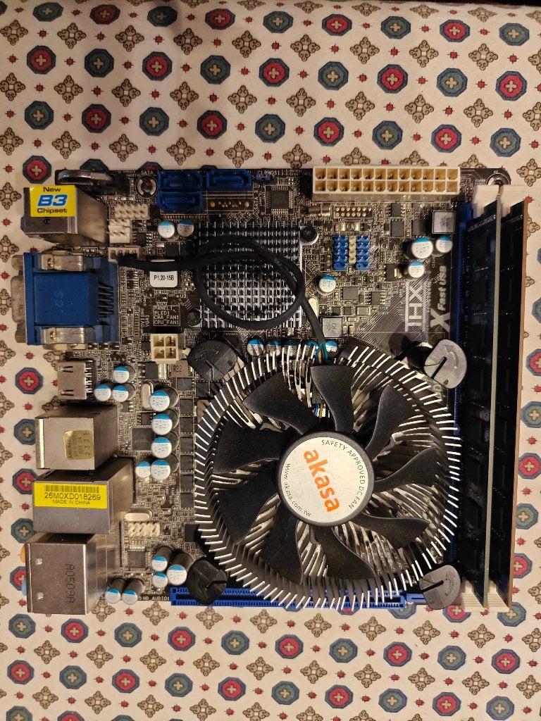 ITX bordje met 8GB RAM, Computers en Software, Moederborden, Ophalen of Verzenden
