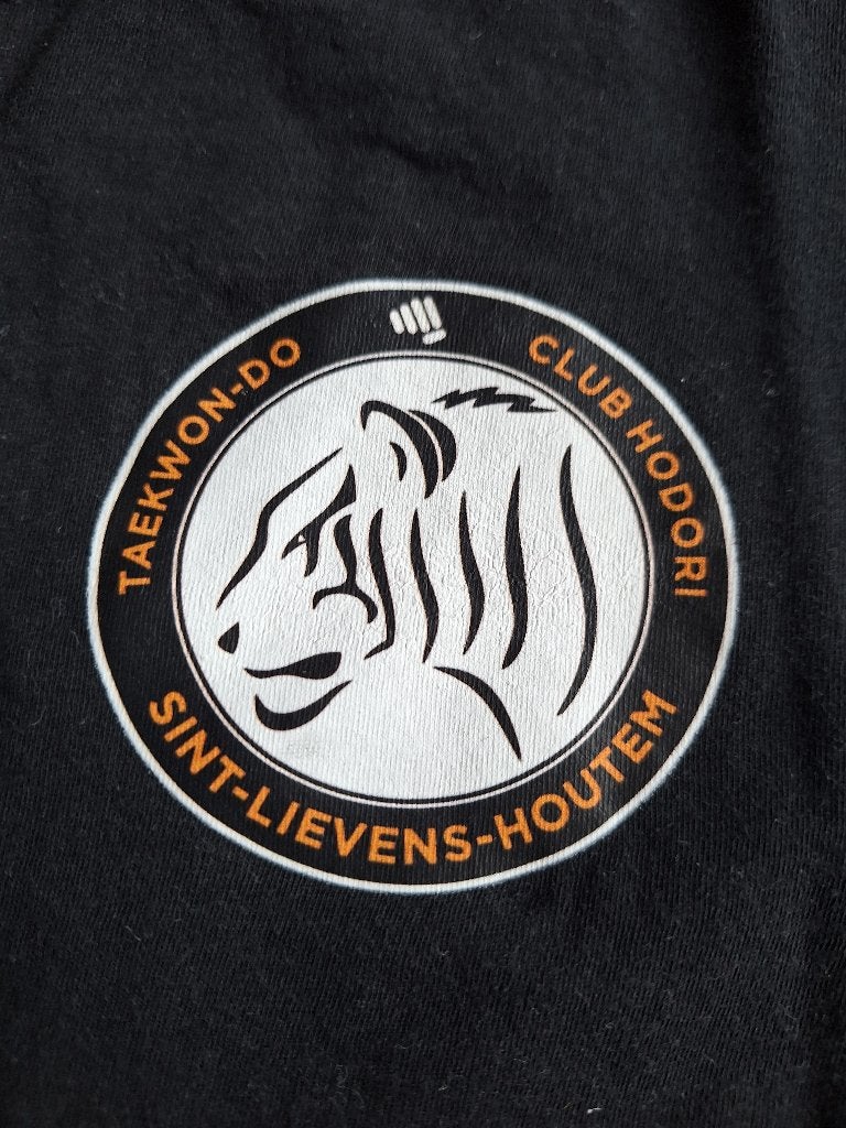 Taekwondo t-shirt 9 jaar, Sports & Fitness, Vêtements d'arts martiaux, Taekwondo, Enlèvement, Utilisé