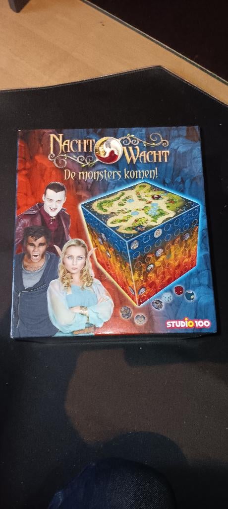 Nachtwacht gezelschapsspel de monsters komen, Kinderen en Baby's, Ophalen of Verzenden, Zo goed als nieuw, Ontdekken