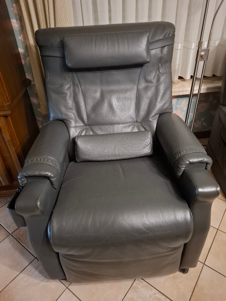 Relaxzetel, elektrisch, Ophalen, Gebruikt, Kunststof, 75 tot 100 cm