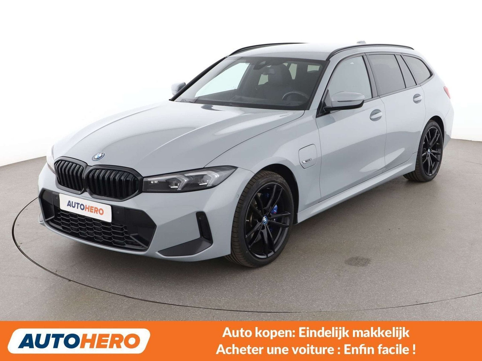 BMW 3 Serie 330 330e xDrive M Sport (bj 2022, automaat), Auto's, Automaat, Achterwielaandrijving, Leder, 5 deurs