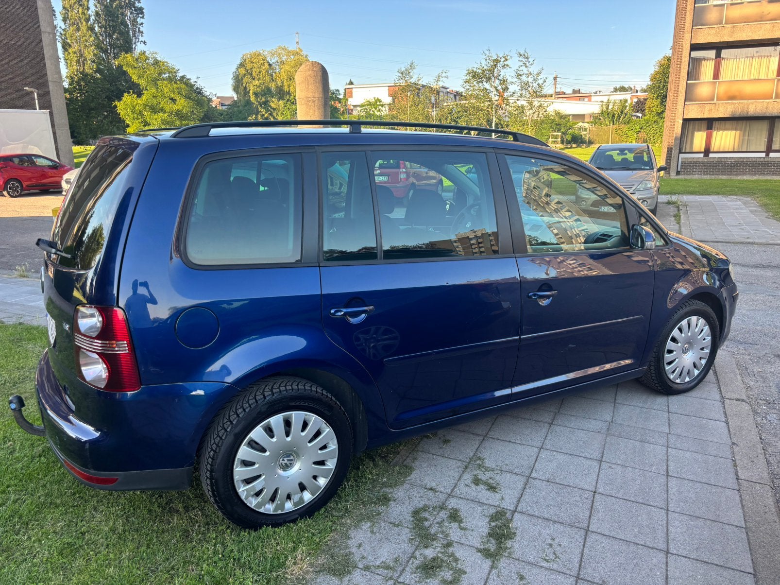 Volkswagen Touran 1.4 Tfsi 7 places – 165 000 km – Bon état, Autos, Achat, 7 places, Boîte manuelle, Noir