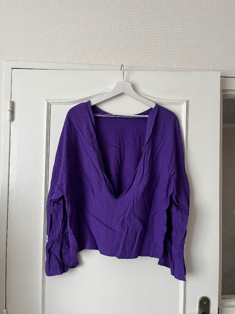 Blouse met open rug Essentiel Antwerp maat 38, Paars, Zo goed als nieuw, Essentiel Antwerp, Ophalen