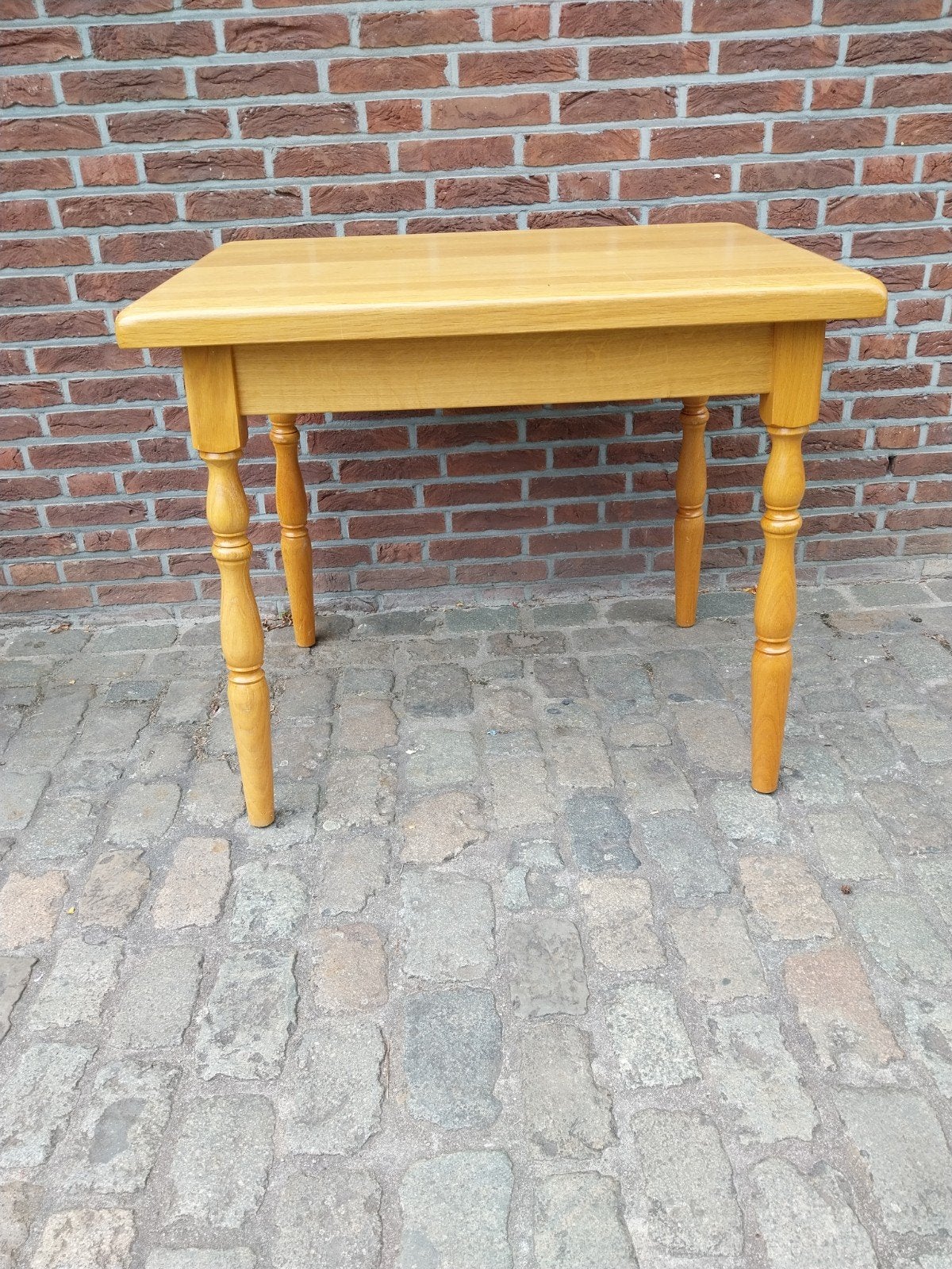 Massief eiken tafel 65x90 cm, 77 cm hoog, Huis en Inrichting, Tafels | Eettafels, Ophalen
