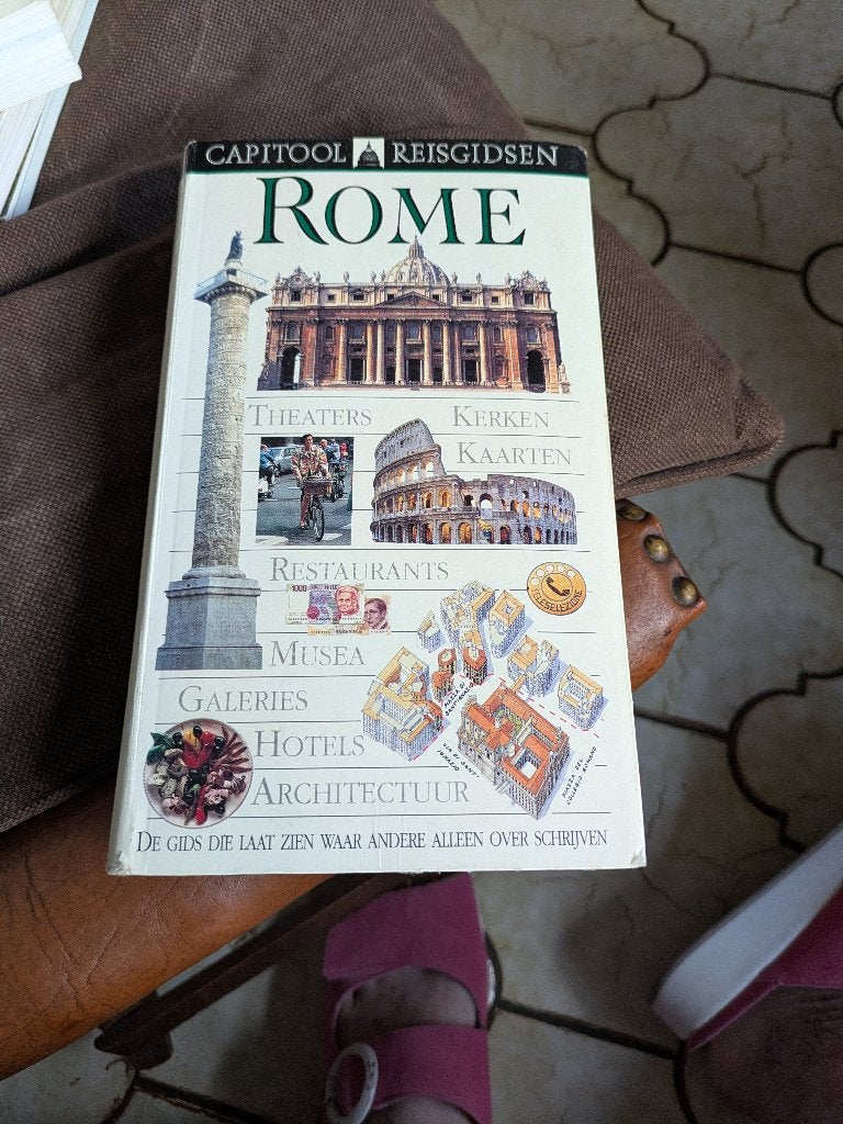 Rome, Ophalen of Verzenden, Gelezen, Reisgids of -boek