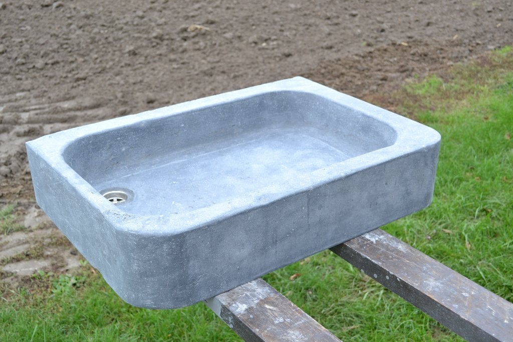 lavabo en pierre bleue belge repolie, Enlèvement