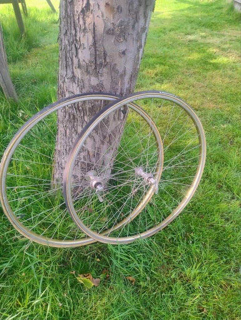 Vintage velgen (met "plak tubes"), Enlèvement