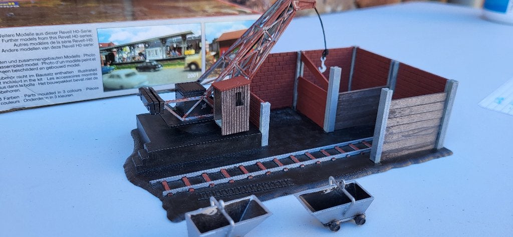 revell H0 supermooie kolenlaadinstallatie - nieuw, Ophalen of Verzenden, Zo goed als nieuw, Brug, Tunnel of Gebouw