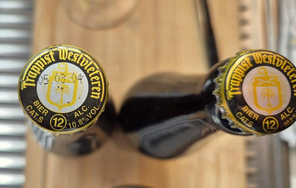 2 flesjes Westvleteren 12 van 2002, Verzamelen, Ophalen of Verzenden