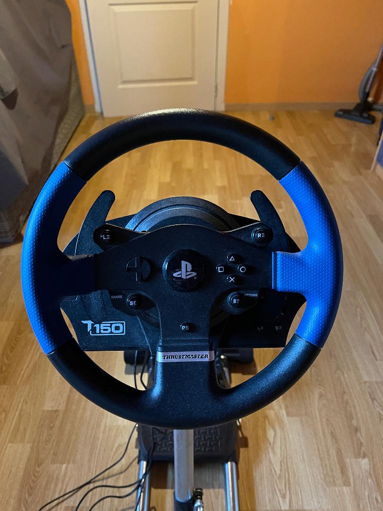 Thrustmaster t150, Consoles de jeu & Jeux vidéo, Enlèvement, Comme neuf