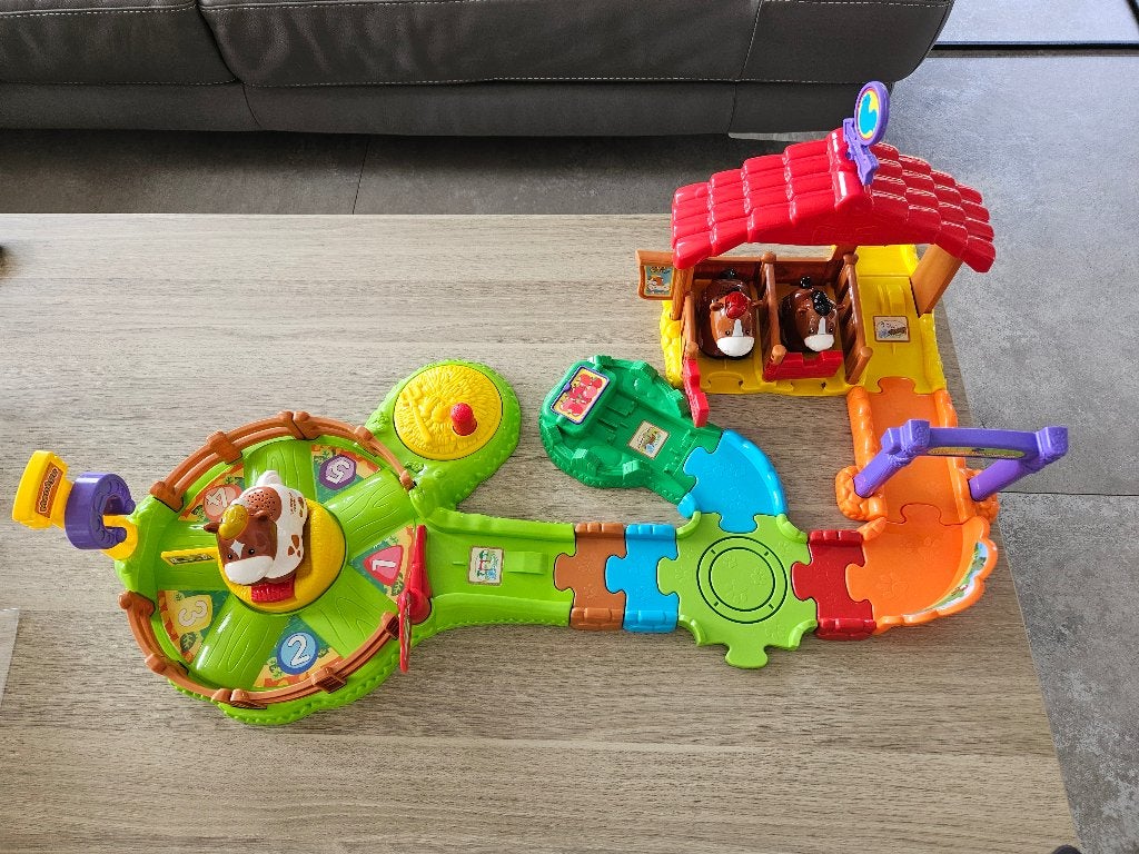 Vtech ensemble école d'équitation et cabane dans les arbres, Enlèvement, Comme neuf