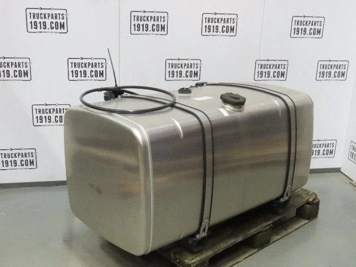 Iveco 5801312015 Brandstoftank + steunen 580L, Ophalen, Gebruikt, Iveco, Brandstofsystemen