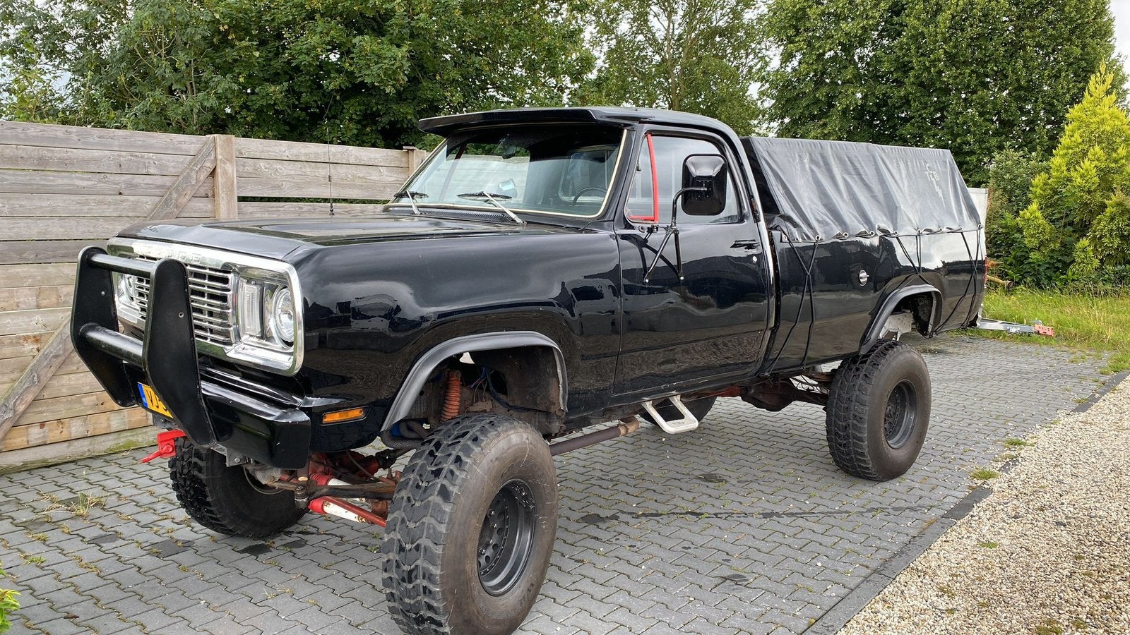 Dodge W200 4x4 1976 GPL Edelbrock Mopar, Autos, Achat, Particulier, 4x4, LPG