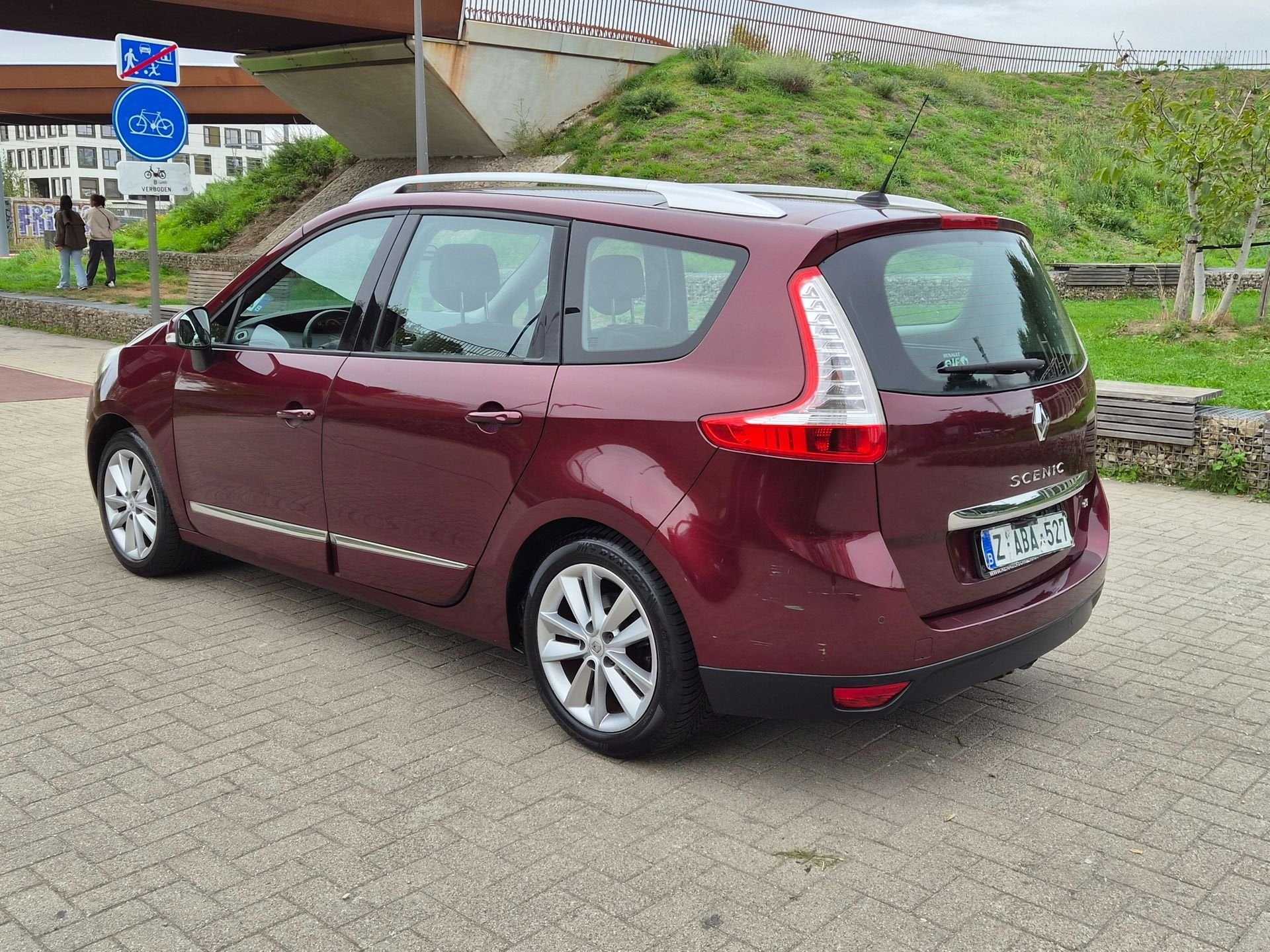 Renault Meganescenic, Autos, Euro 5, Achat, Entreprise, 124 g/km
