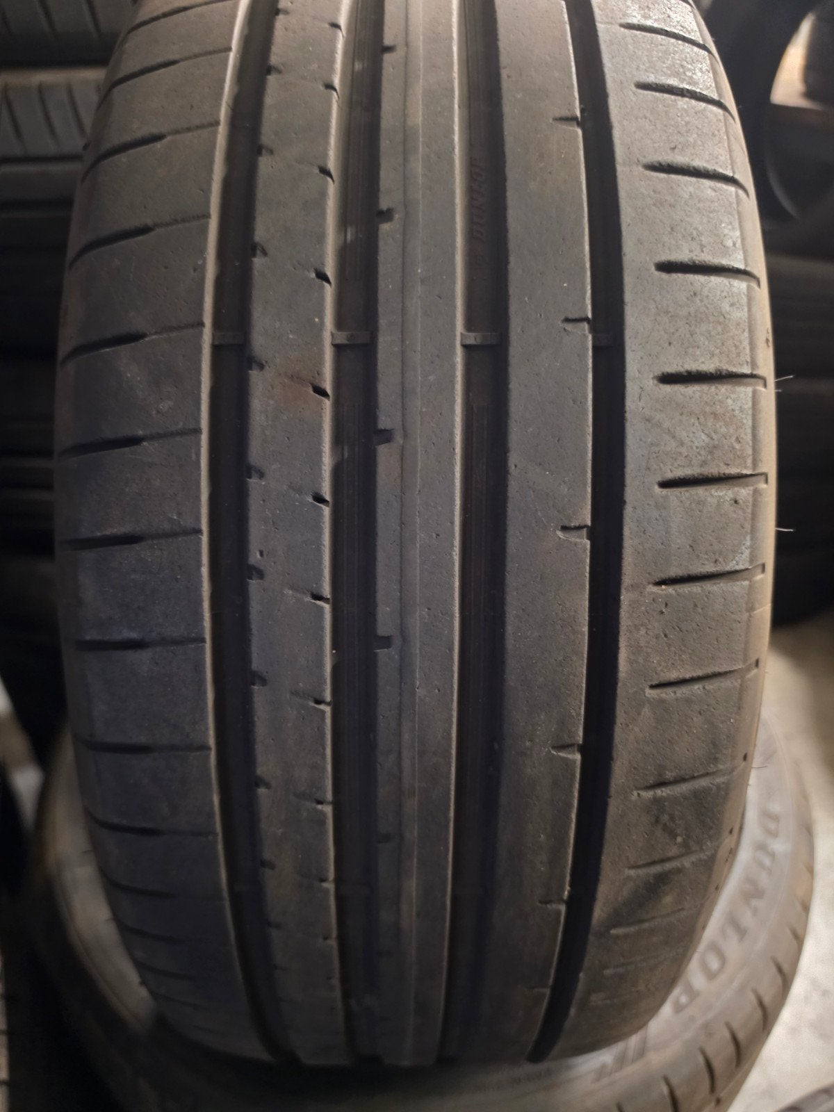 Dunlop 225/40r18 92 et 225/40 r18 225/40r18 zm 225/40r18, Autos : Pièces & Accessoires, Enlèvement ou Envoi