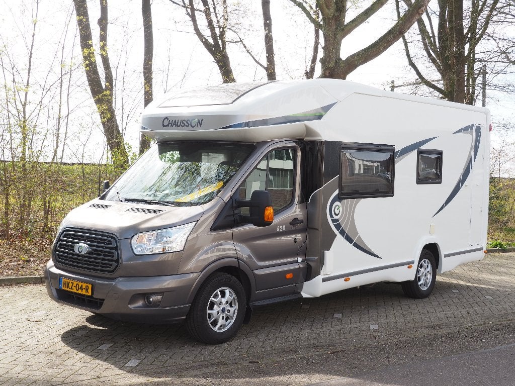 Chausson 620 Welcome, Caravanes & Camping, Camping-cars, Siège de train, Jusqu'à 4, 6 à 7 mètres, Marchepied électrique