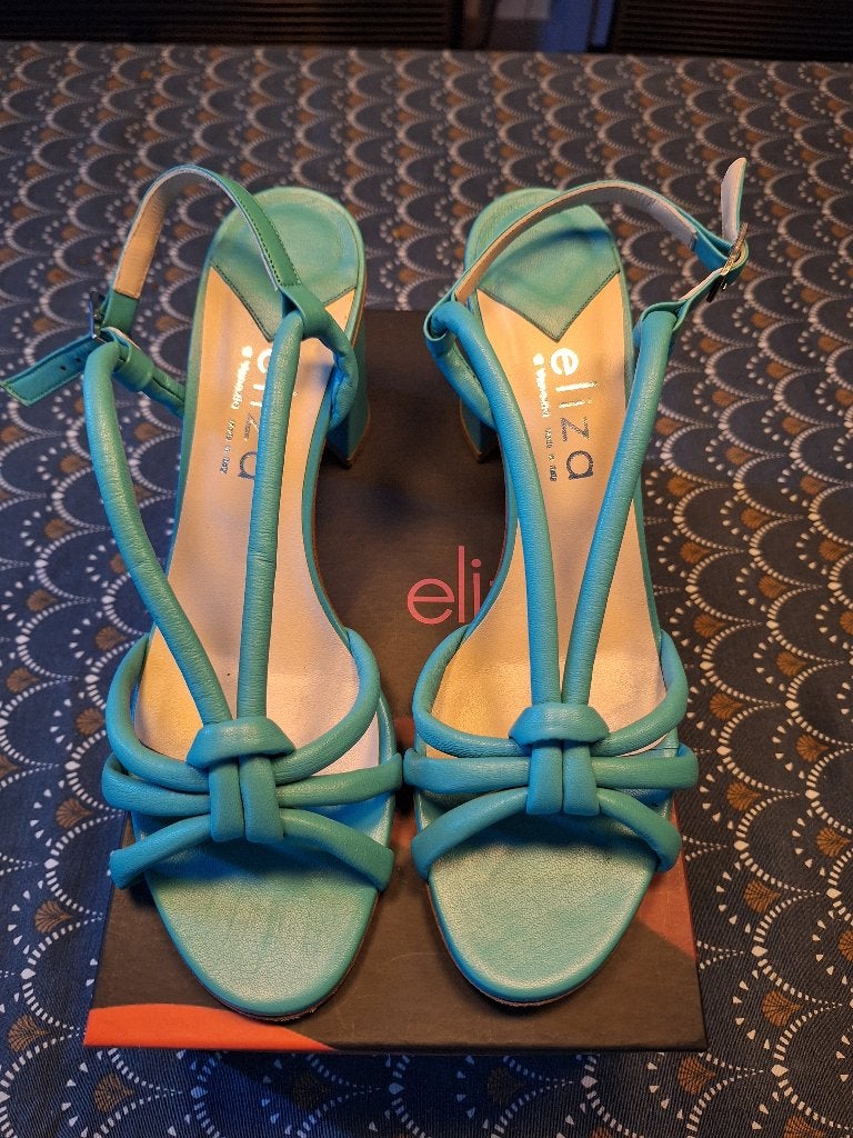 Lichtblauwe sandalen met hak van Eliza, Schoenen met lage hakken, Blauw, Nieuw, Ophalen of Verzenden