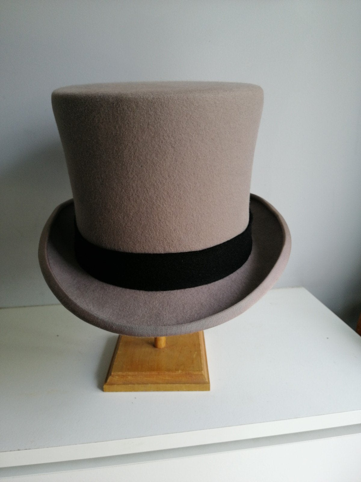 Hoge grijze hoed (chapeau buze), Ophalen of Verzenden, Hoed
