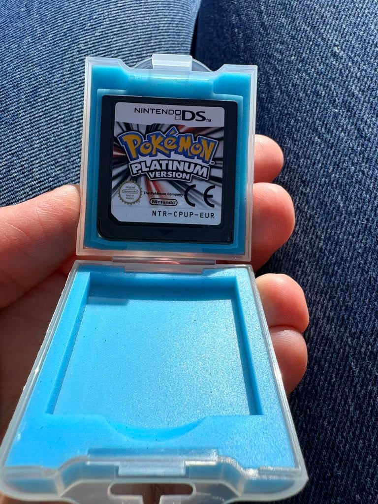 Pokémon Platinum Nintendo DS PAL EUR – Origineel, Games en Spelcomputers, Games | Nintendo DS, Ophalen of Verzenden, Zo goed als nieuw