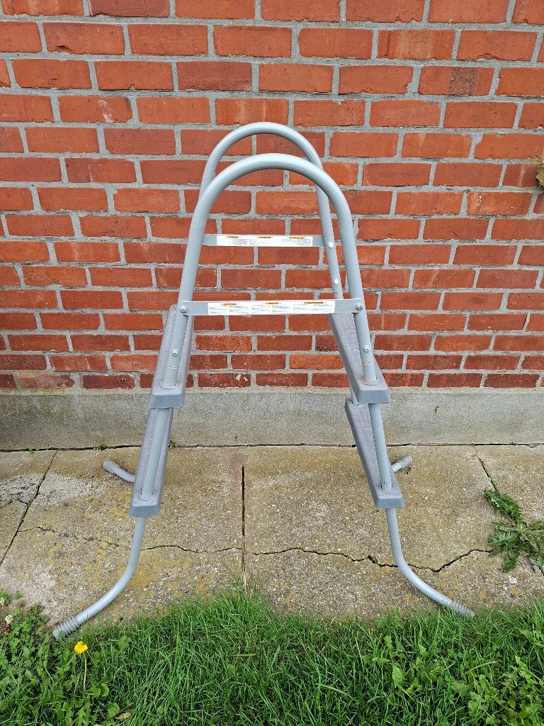 Zwembadtrapje, Ophalen, Gebruikt, Ladder